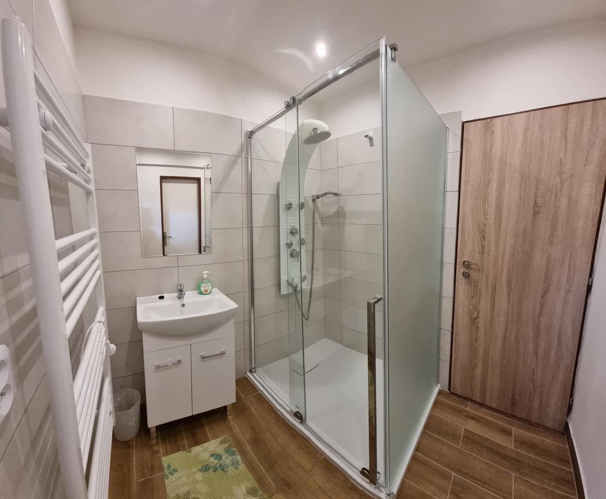 Apartmany Vinarstvi Klucov Lstibor Kültér fotó